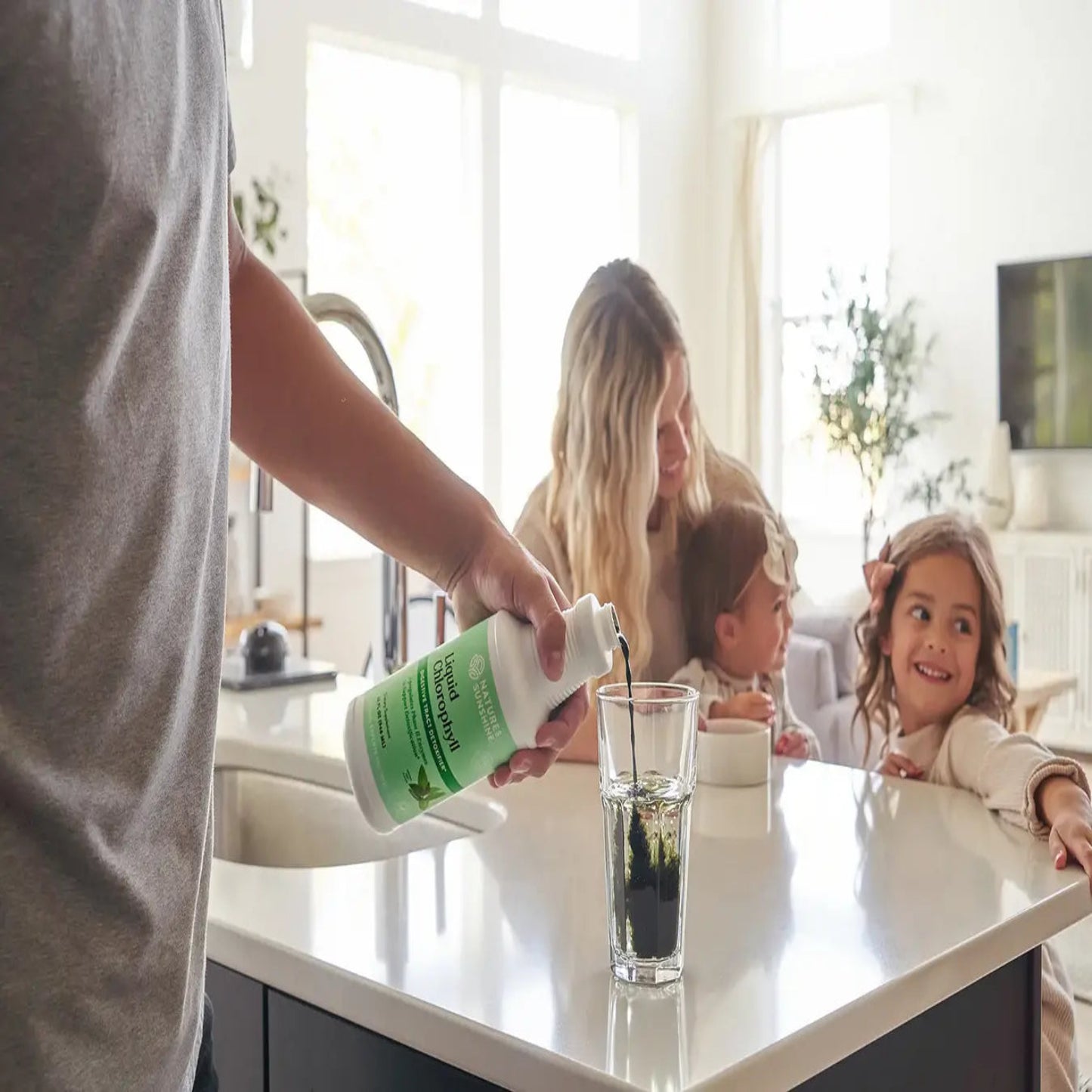 Liquid Chlorophyll – Natural Daily Detox & Digestive Support